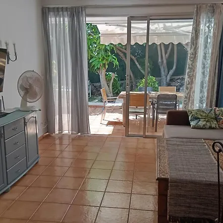 Apartmán Apartamento Paradero Las Americas Con Jardin