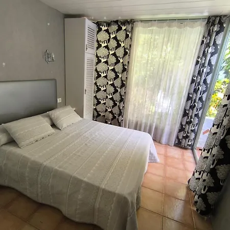 Apartamento Paradero Las Americas Con Jardin *